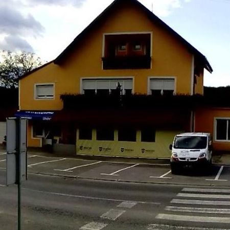 Restoran I Prenociste Egghus Ξενοδοχείο Nasice Εξωτερικό φωτογραφία